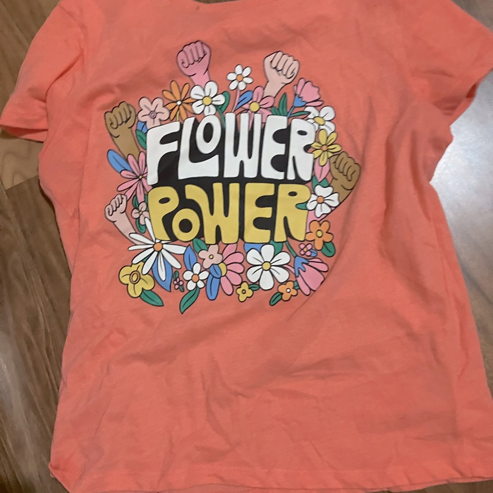 Old Navy flower power orange t-shirt!